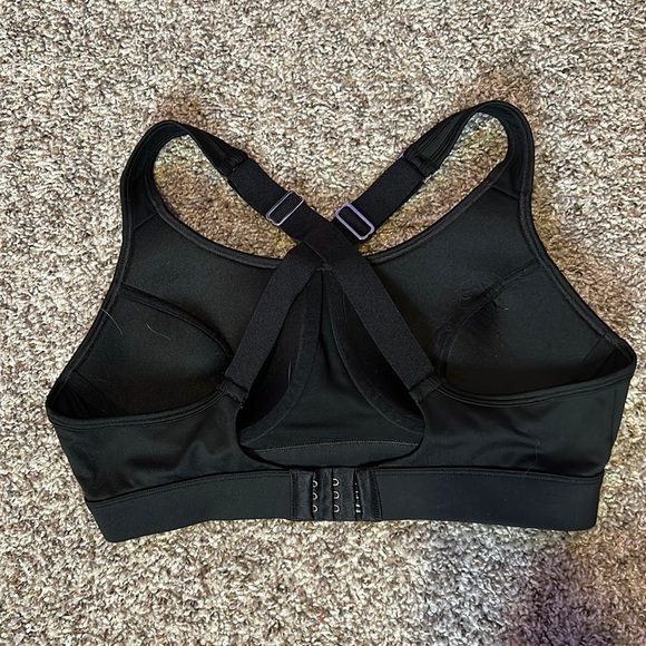 Aerie black adjustable sports bra - Picture 2 of 4
